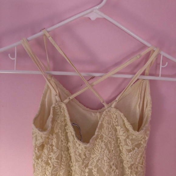 Women’s American Eagle Lace Dress - Picture 3 of 4